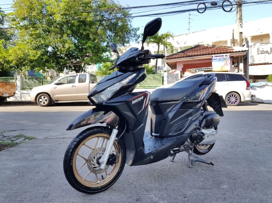 Click 125i สีดำ มีเล่มชุดโอนครบ ภาษีไม่ขาด