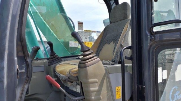 KOBELCO SK135SR-1ES # YY04-08259 มือสองญี่ปุ่น KOBELCO SK135SR-1ES # YY04-08259 มือสองญี่ปุ่น