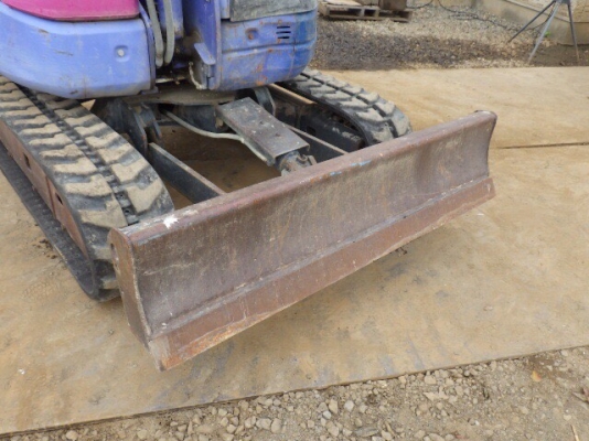 ขาย รถแม็คโคร KOMATSU 30UU-3 พร้อมใช้งาน นำเข้าเองจากประเทศญี่ปุ่น  ติดต่อ 063-9316985 ID LINE : 0639316985 ครับ