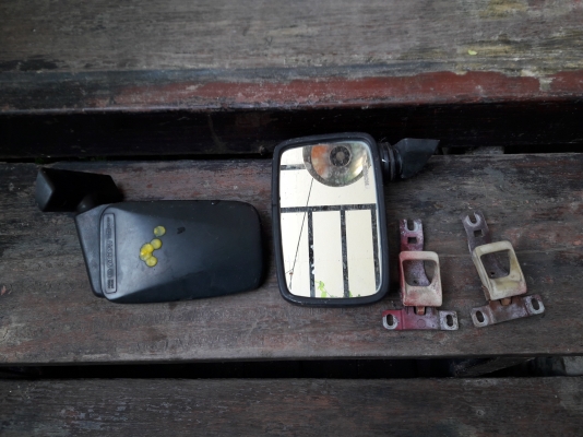 ขายกระจกมองข้าง Toyota Rn 30