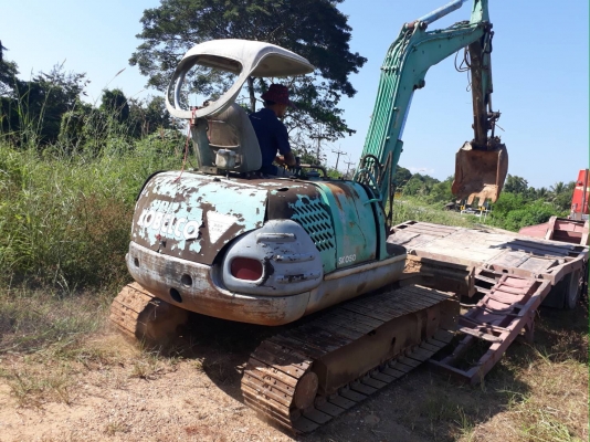 ขายครับkobelco sk050  สนใจติดต่อ0869127054/0903238204