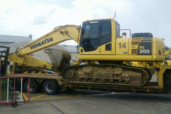 ขายค่ะ!! Komatsu PC200-8MO สภาพสวยมากค่ะ