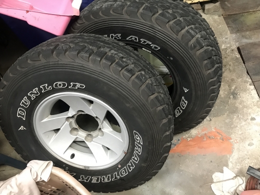ขายยาง 30x10.50R15 DUNLOP ปี2017 1คู่