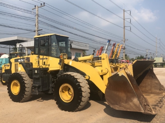 ขายรถตักล้อยาง KOMATSU WA380-5 นำเข้าเองจากญี่ปุ่น สภาพสวยพร้อมใช้ ขายรถตักล้อยาง KOMATSU WA380-5 นำเข้าเองจากญี่ปุ่น สภาพสวยพร้อมใช้