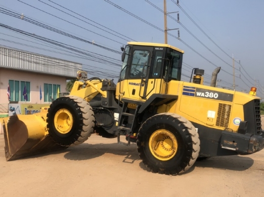 ขายรถตักล้อยาง KOMATSU WA380-5 นำเข้าเองจากญี่ปุ่น สภาพสวยพร้อมใช้ ขายรถตักล้อยาง KOMATSU WA380-5 นำเข้าเองจากญี่ปุ่น สภาพสวยพร้อมใช้