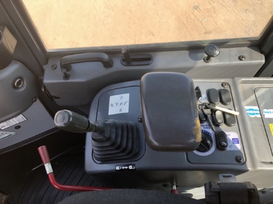 ขายรถตักล้อยาง KOMATSU WA100-6 ปี 2013 รถนอกนำเข้าเองจากญี่ปุ่น สภาพสวยพร้อมใช้ มีVDOการทำงานครับ ขายรถตักล้อยาง KOMATSU WA100-6 ปี 2013 รถนอกนำเข้าเองจากญี่ปุ่น สภาพสวยพร้อมใช้ มีVDOการทำงานครับ