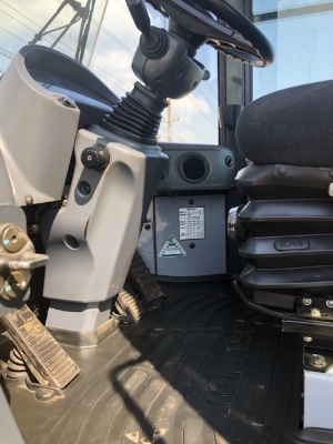 ขายรถตักล้อยาง KOMATSU WA100-6 ปี 2013 รถนอกนำเข้าเองจากญี่ปุ่น สภาพสวยพร้อมใช้ มีVDOการทำงานครับ ขายรถตักล้อยาง KOMATSU WA100-6 ปี 2013 รถนอกนำเข้าเองจากญี่ปุ่น สภาพสวยพร้อมใช้ มีVDOการทำงานครับ