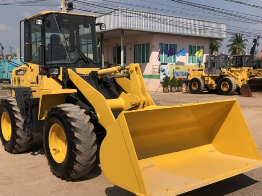 ขายรถตักล้อยาง KOMATSU WA100-6 ปี 2013 รถนอกนำเข้าเองจากญี่ปุ่น สภาพสวยพร้อมใช้ มีVDOการทำงานครับ ขายรถตักล้อยาง KOMATSU WA100-6 ปี 2013 รถนอกนำเข้าเองจากญี่ปุ่น สภาพสวยพร้อมใช้ มีVDOการทำงานครับ