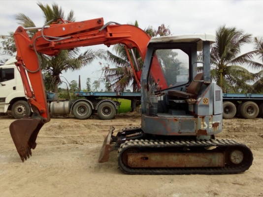 รถขุดIHI IS-55UX เครื่องยนต์ ISUZU - 3AB1 ขนาด 3 สูบ คอนโทรลน้ำมัน ปั้มนิ้ว แทรคยาง มีใบมีด รถเก่านอก มีเอกสาร