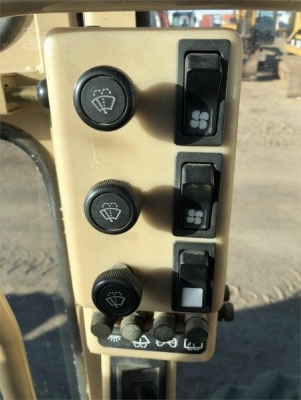 Caterpillar 140H #2ZK06014 : รถเกรดอเมริกา พร้อมสแคริฟายด์ โทร. 080-6565422 (หนิง)