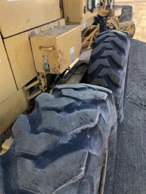 Caterpillar 140H #2ZK06014 : รถเกรดอเมริกา พร้อมสแคริฟายด์ โทร. 080-6565422 (หนิง)