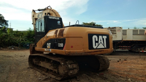 แบคโฮ CAT320D คอมมอลเรล กระบอกดำ ญี่ปุ่น ใช้งาน 8,xxx ชั่วโมง พร้อมใช้งาน เอกสารเล่มทะเบียน ราคา 1,500,000.- สนใจ 092-5852277 แบคโฮ CAT320D คอมมอลเรล กระบอกดำ ญี่ปุ่น ใช้งาน 8,xxx ชั่วโมง พร้อมใช้งาน เอกสารเล่มทะเบียน ราคา 1,500,000.- สนใจ 092-5852277