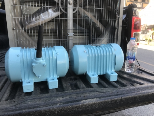 ขายมอเตอร์สั่น-เขย่า Mikasa Vibration 1HP. 380V สภาพสวย สั่นแรง พร้อมใช้งาน มี 2ตัวครับ ราคาตัวละ 7,800 บาท