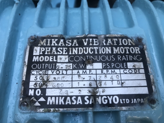 ขายมอเตอร์สั่น-เขย่า Mikasa Vibration 1HP. 380V สภาพสวย สั่นแรง พร้อมใช้งาน มี 2ตัวครับ ราคาตัวละ 7,800 บาท