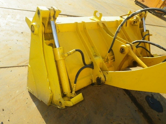 ขายรถตัก ยี่ห้อ TCM รุ่น WA30-1