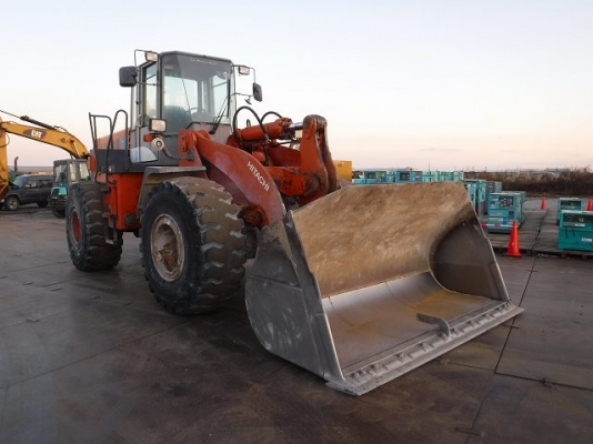 ขายรถตัก ยี่ห้อ HITACHI รุ่น LX190-7