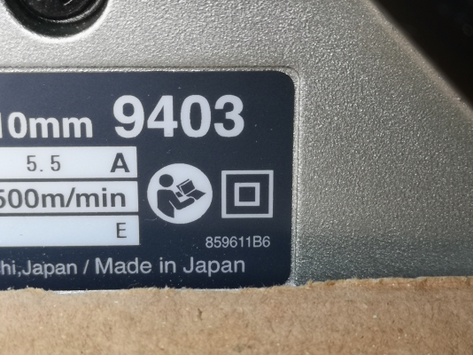ขายรถถังขัดกระดาษทราย หน้า 4 นิ้ว ยี่ห้อ MAKITA.รุ่น 9403 รุ่นนี้ผลิตญี่ปุ่น(made in Japan) สภ ขายรถถังขัดกระดาษทราย หน้า 4 นิ้ว ยี่ห้อ MAKITA.รุ่น 9403 รุ่นนี้ผลิตญี่ปุ่น(made in Japan) สภ