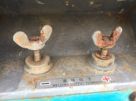 DENYO DLW-300ES : เครื่องเชื่อม 300แอมป์ นำเข้าจากญี่ปุ่น โทร. 080-6565422 (หนิง)