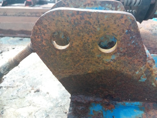 ขายตัดหญ้า HUI ขนาด 1 เมตร หัวใหญ่ขายตามสภาพ  ราคา 1,4000 บาท  สนใจสอบถาม 084-9997463