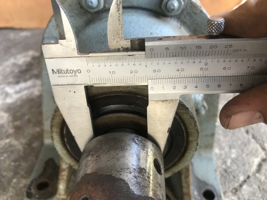 ขายมอเตอร์เกียร์ Cycrodrive Sumitomo 0.5HP. 380V อัตราทด 1:51 mde in Japan เพลาออกประมาณ 28 รอบต่อนาที สภาพดีเดิมๆ หมุนนิ่ม พร้อมใช้งาน ราคา 3,400 บาท