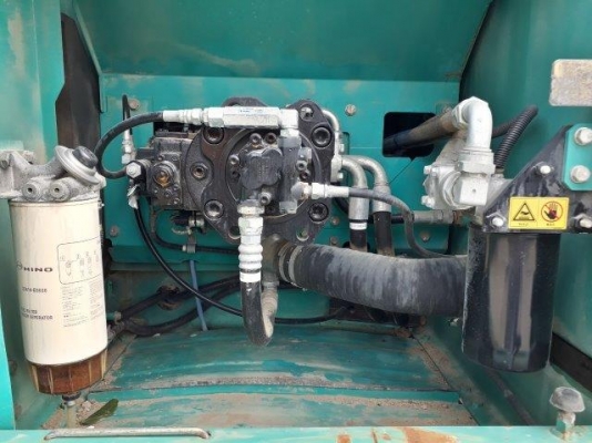 KOBELCOS K200-8 # YN12-60481 มีลายแย็ก มือสองญี่ปุ่น