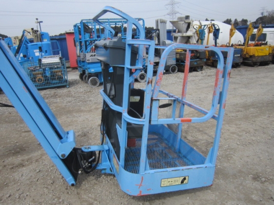 JLG ยกสูง 11 เมตร รับนน.230 กก.ขึ้น 2 คน JLG ยกสูง 11 เมตร รับนน.230 กก.ขึ้น 2 คน