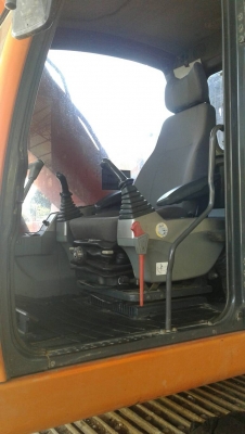 ขายรถขุด doosan dx225 ขายรถขุด doosan dx225