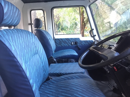 ขาย หัวสิบล้อ ISUZU  ร็อคกี้ สีใหม่ พร้อมใช้งาน