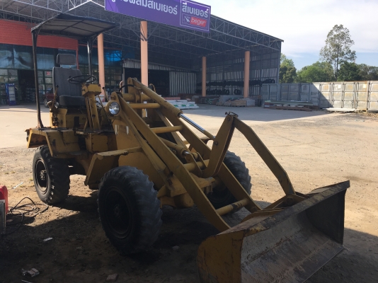 ขายรถตักMISUI HL5ขนาด1คิวเก่านอกพร้อมใช้ มีเอกสารนำเข้าราคา235000บาทสนใจโทร0915195453