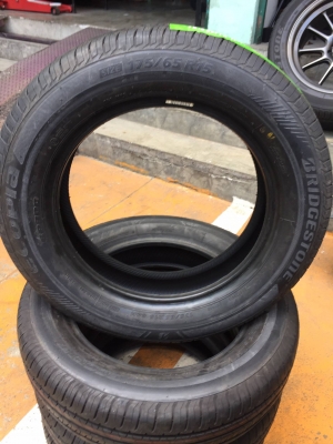 ขายยางใหม่ BRIDGESTONE ECOPIA EP300 175-65-15 ปี17 ชุดละ 6,900 บาท ขายยางใหม่ BRIDGESTONE ECOPIA EP300 175-65-15 ปี17 ชุดละ 6,900 บาท