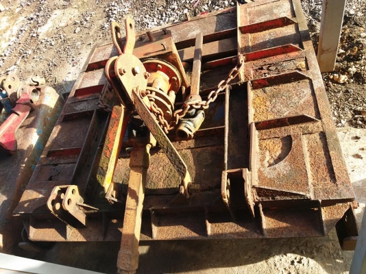 ขายตัดหญ้า ขนาด1.40 เมตร กระปุกใหญ่ขายตามสภาพ  ราคา 17,000 บาท  084-9997463