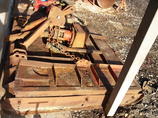 ขายตัดหญ้า ขนาด1.40 เมตร กระปุกใหญ่ขายตามสภาพ  ราคา 17,000 บาท  084-9997463