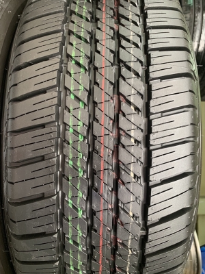ยางใหม่ป้ายแดง 255-65-17 Bridgestone ปลายปี 18 ดอกเต็มๆ ตุ่มอลัง เส้นสีจัดจ้าน