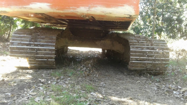 ขาย 900,000 HITACHI zx 200-1 ไฟฟ้าตัดเพราะกล่องหายไปกับช่าง หน้าจออยู่ มอเตอร์คันเร่งอยู่ เครื่องดี ปั้มแรง เอวแน่น ช่วงล่างแน่น เอกสารอินวอยทร์ รถใช้งานอยู่ รถอยู่ จันทบุรี 090-772-3710 090-772-3708