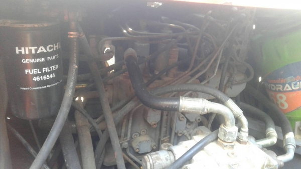 ขาย 900,000 HITACHI zx 200-1 ไฟฟ้าตัดเพราะกล่องหายไปกับช่าง หน้าจออยู่ มอเตอร์คันเร่งอยู่ เครื่องดี ปั้มแรง เอวแน่น ช่วงล่างแน่น เอกสารอินวอยทร์ รถใช้งานอยู่ รถอยู่ จันทบุรี 090-772-3710 090-772-3708