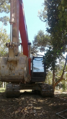 ขาย 900,000 HITACHI zx 200-1 ไฟฟ้าตัดเพราะกล่องหายไปกับช่าง หน้าจออยู่ มอเตอร์คันเร่งอยู่ เครื่องดี ปั้มแรง เอวแน่น ช่วงล่างแน่น เอกสารอินวอยทร์ รถใช้งานอยู่ รถอยู่ จันทบุรี 090-772-3710 090-772-3708