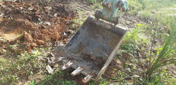 ขายรถแบคโฮ KOMATSU PC40-7 เอกสารอินวอย ราคา 400000 ขายรถแบคโฮ KOMATSU PC40-7 เอกสารอินวอย ราคา 400000