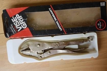 ขายคีมล็อกVISE GIRP 10R MADE IN USA. รุ่นกล่องแดงใหม่เก่าเก็บ
