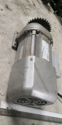 ลูกละ 1,500 บ.ส่งถึงบ้านฟรี โทร 083-2000058 LINE ID: line832923 มอเตอร์เกียร์ยี่ห้อ MITSUBISHI ขนาดก