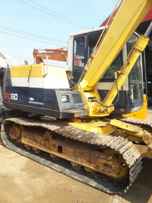 ขายจ้า..KOMATSU PC60-6 เก่านอกแท้  เดิมๆๆมีผานดัน เครื่องปั๊มดี ใช้งานมาน้อย โทร 089-3818694. จ๊อย