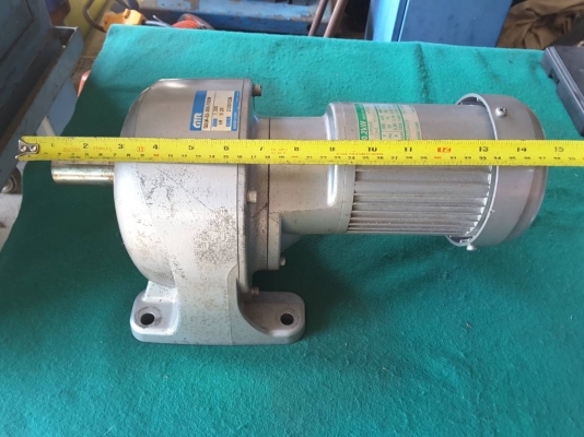 มอเตอร์เกียร์ 1:300 ไฟ 3 เฟส ยี่ห้อ GTR made in Japan