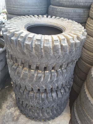 Maxxis 8060 ขนาด 37-12.5-16 ปี15 สภาพดี 1ชุด