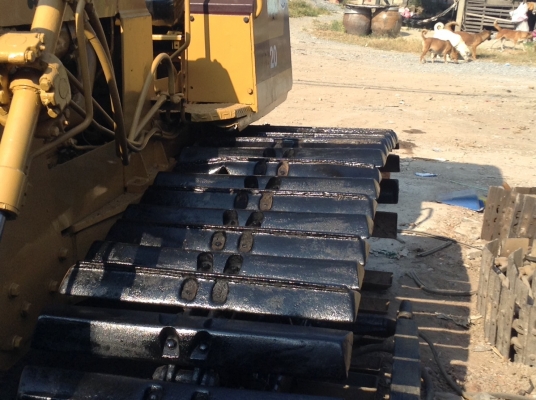 ขายรถแทร็กเตอร์D2-6PL รถสวย พร้อมใช้งาน เครื่องดี ช่วงล่างแน่น ใบแทร็กสวยทุกใบ ราคาต่อรองได้ รถอยู่บางเลน นครปฐม โทร0616613023แพรว