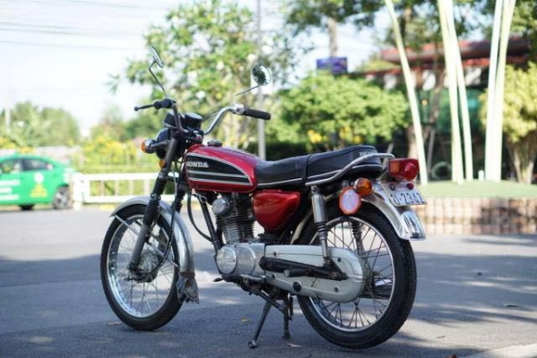 ร้าน วุฒิ นนบุรี ขาย HONDA CB125S สวยเดิม