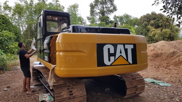 CAT 320B