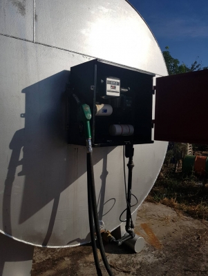 ขาย ถังน้ำมัน 20,000 ลิตร มีมิเตอร์พร้อมหัวจ่าย ซื้อมาใช้งานแค่ปีเดียว ขาย ถังน้ำมัน 20,000 ลิตร มีมิเตอร์พร้อมหัวจ่าย ซื้อมาใช้งานแค่ปีเดียว