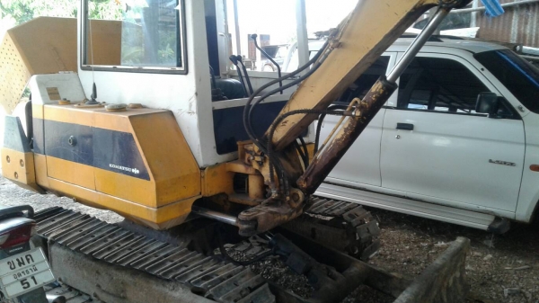 ขาย แบคโฮ KOMATSU PC20-6 สภาพดีพร้อมใช้งาน