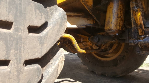 ขาย รถตัก KOMATSU JH30B สภาพดีพร้อมใช้งานครับ