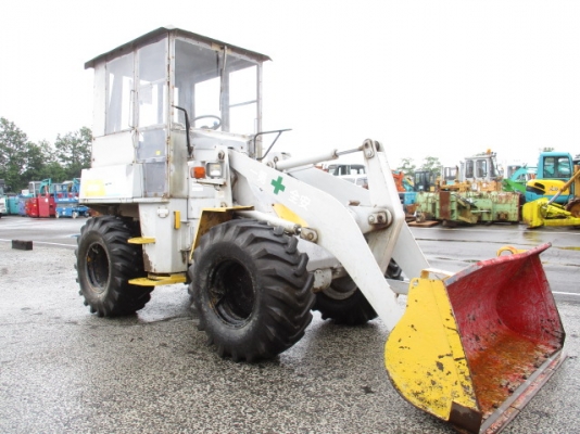 ขายรถตักล้อยาง FURUKAWA FL50-1 (เทียบเท่า WA50) นำเข้าเองจากญี่ปุ่น สภาพสวยพร้อมใช้ ถึงเร็วๆนี้ครับ