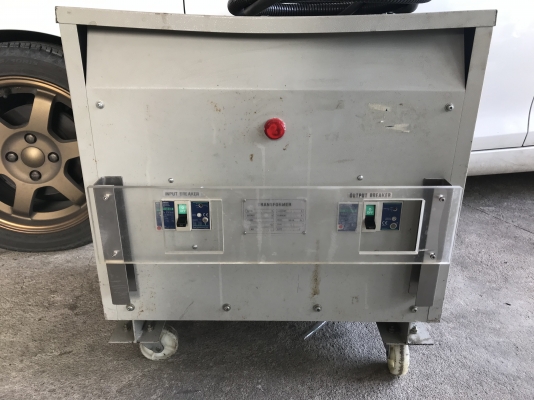 ขายหม้อแปลงไฟฟ้า 50KVA ไฟเข้า 380V ไฟออก 200V แยกออกได้ 2จุด ใช้คุมเครื่องจักรญี่ปุ่น สภาพสวยมาก พร้อมใช้งาน